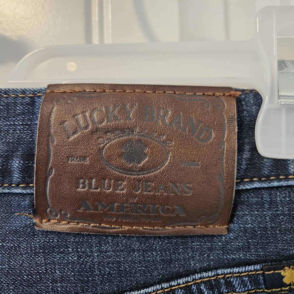 Lucky Brand 121 Heritage Slim Button Fly Scratch Jeans Womens 29x30 - Picture 7 of 11